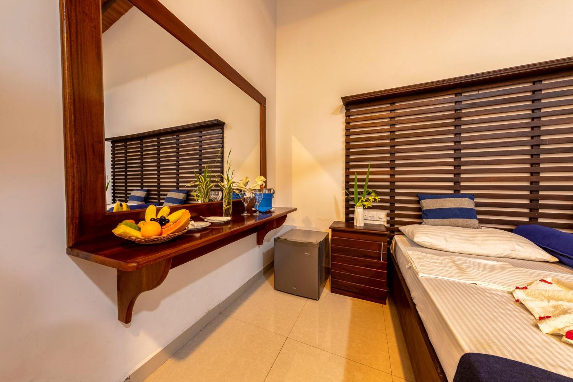 Owinmo Hotel & Reception Hall Galle Extérieur photo