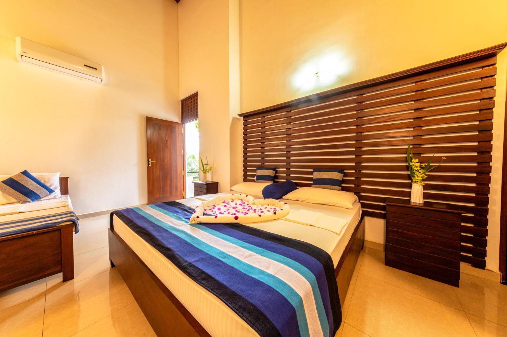 Owinmo Hotel & Reception Hall Galle Extérieur photo